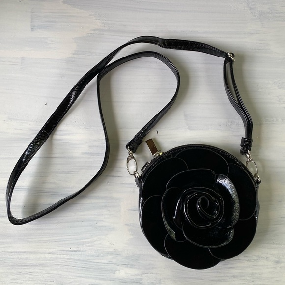 Handbags - Beautiful black vintage plumeria or rose cross body bag/ wallet